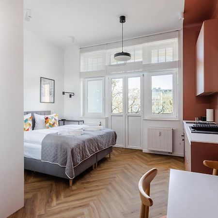 Przytulne I Komfortowe Studia Very Berry W Poznaniu By Noclegi Renters Exterior foto