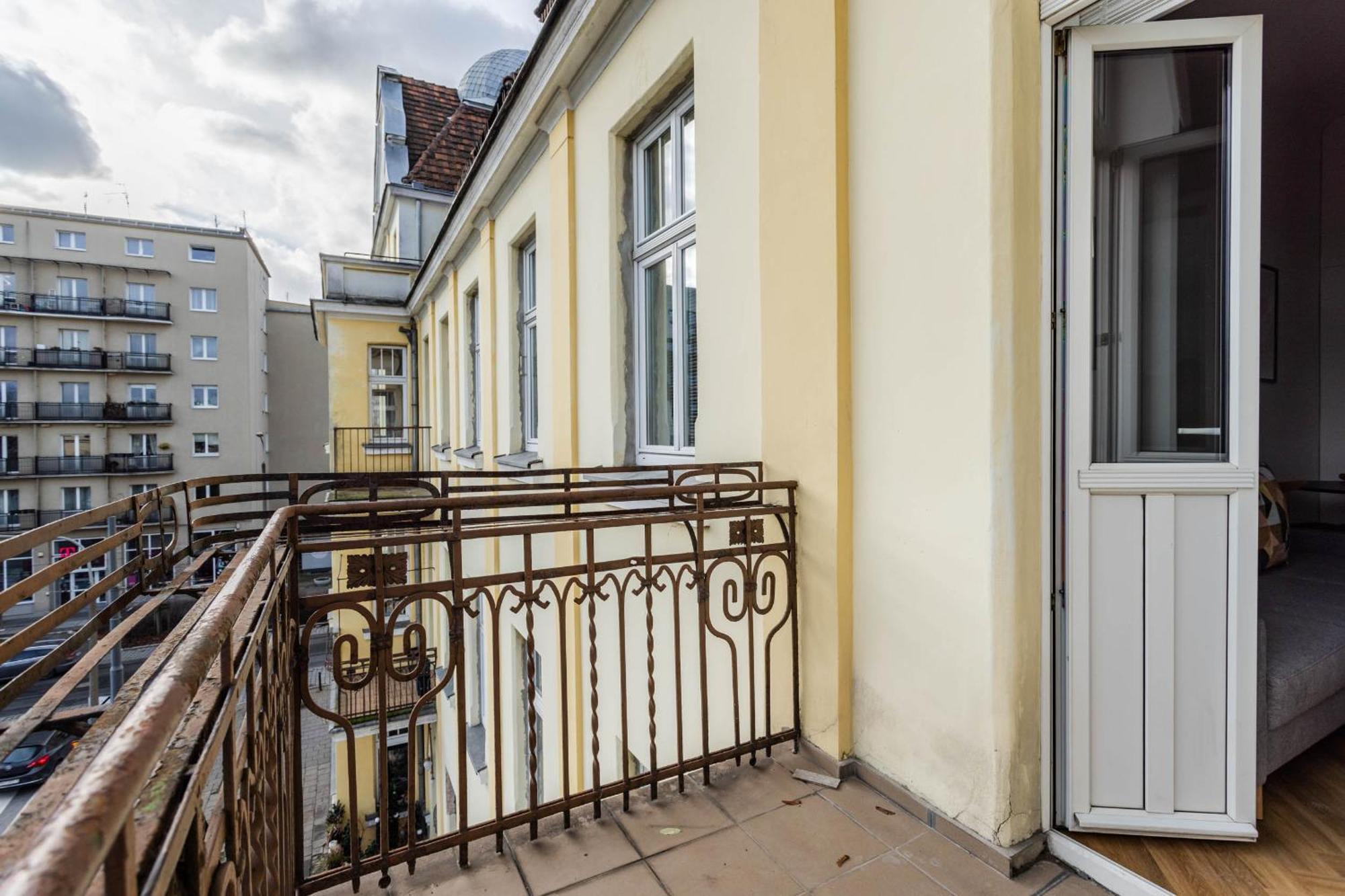 Przytulne I Komfortowe Studia Very Berry W Poznaniu By Noclegi Renters Exterior foto