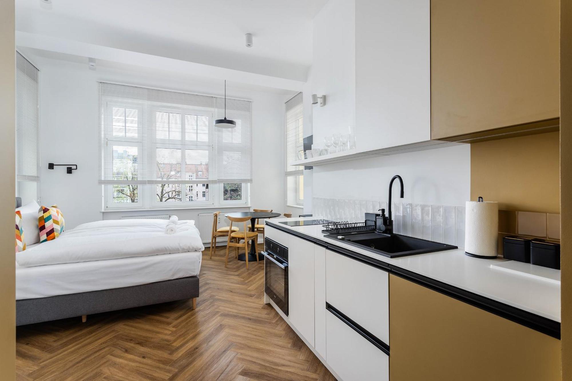 Przytulne I Komfortowe Studia Very Berry W Poznaniu By Noclegi Renters Exterior foto